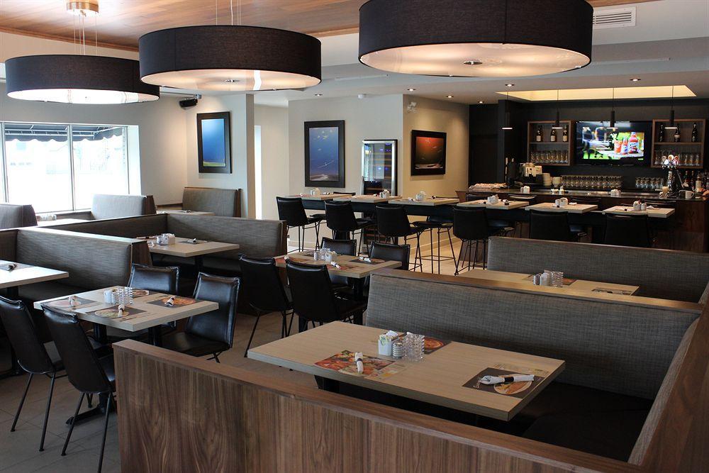 Hotel Baie Saint Paul Ngoại thất bức ảnh
